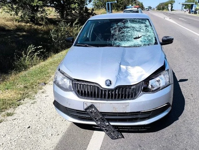 Un bărbat de 63 de ani și-a pierdut viața după ce a fost tamponat de un automobil