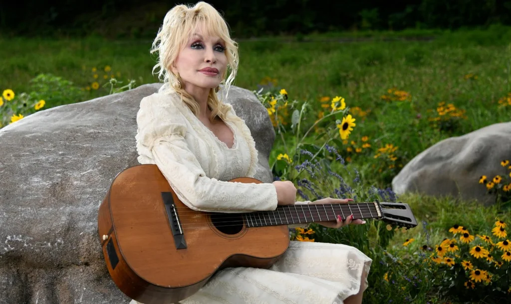 A murit Dolly Parton, vedetă country, actriță și filantroapă