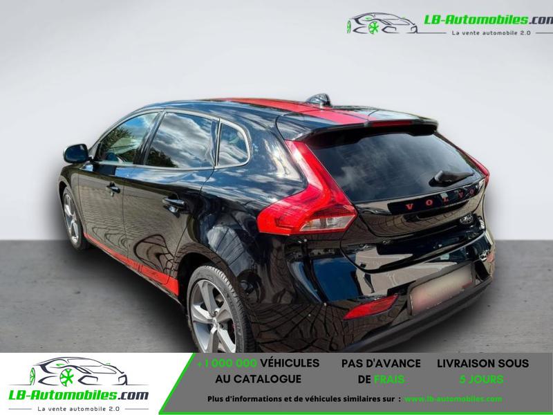 Volvo V40  T2 122 ch BVM - Photo 1 / 8