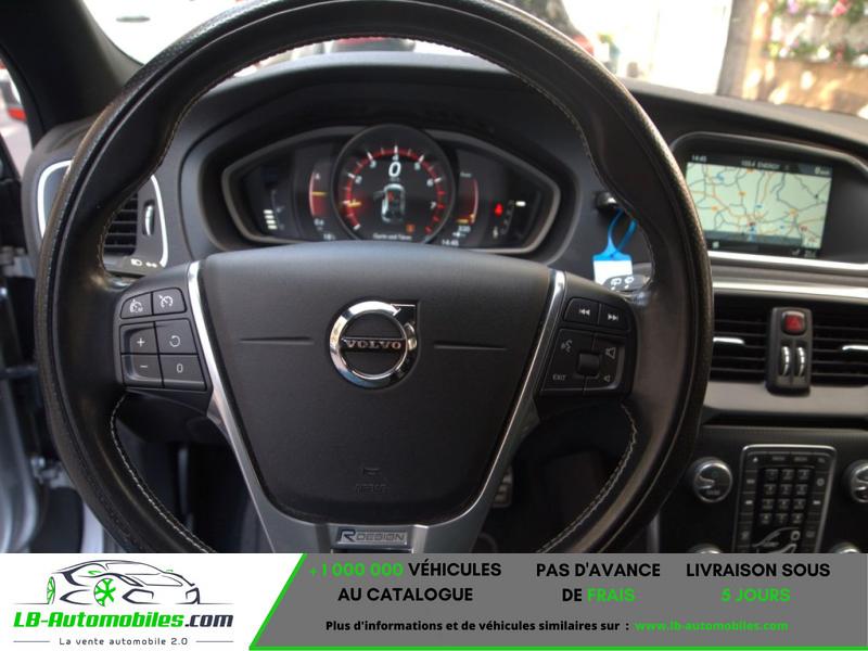 Volvo V40  T2 122 BVA - Photo 9 / 9