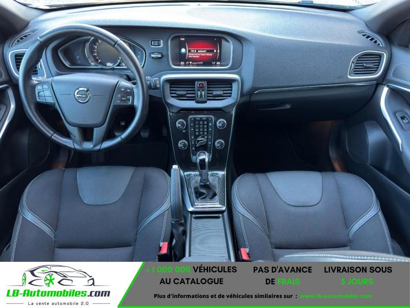 Volvo V40  T3 152 ch BVM - Photo 2 / 6