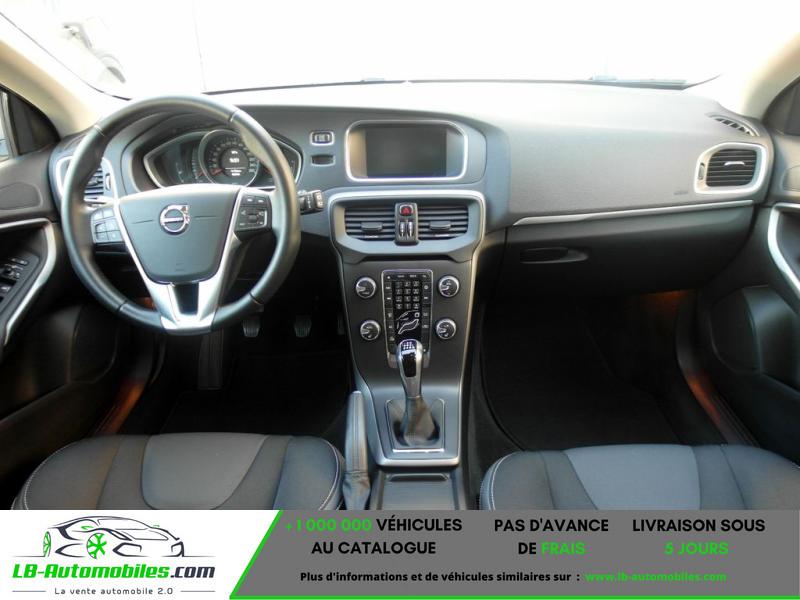 Volvo V40  T2 122 ch BVM - Photo 3 / 10