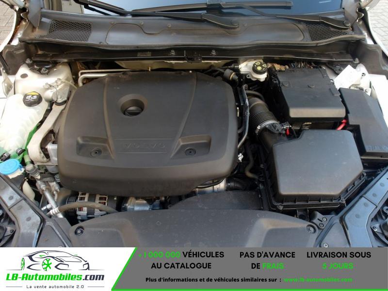 Volvo V40  T2 122 ch BVM - Photo 9 / 10