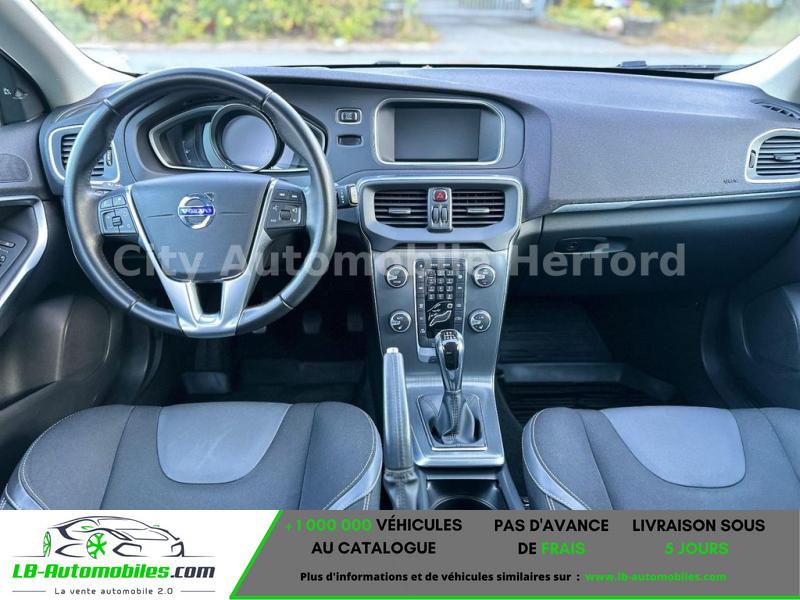 Volvo V40  D3 150 ch BVM - Photo 3 / 6