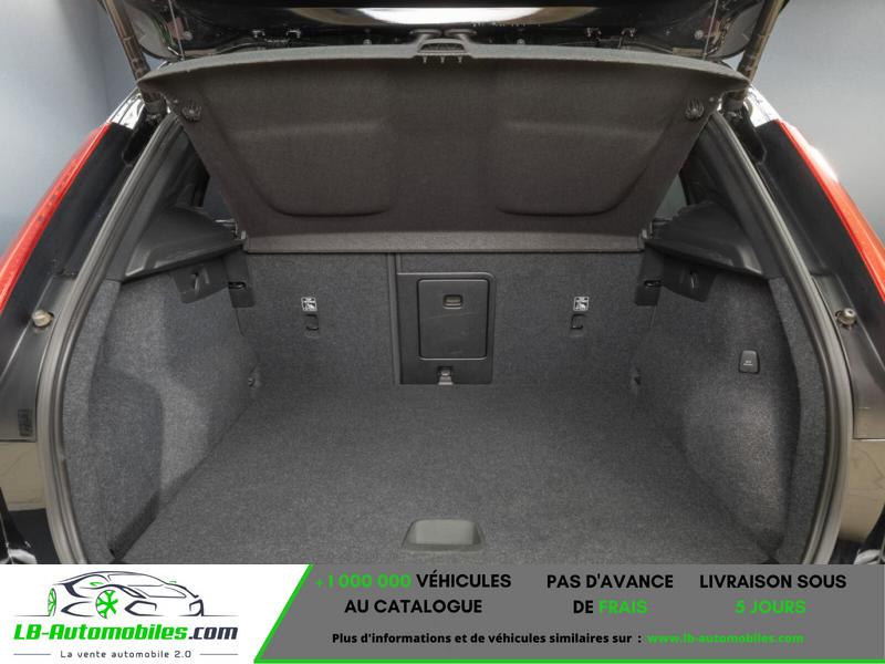 Volvo XC40 T3 163 ch BVA - Photo 8 / 8