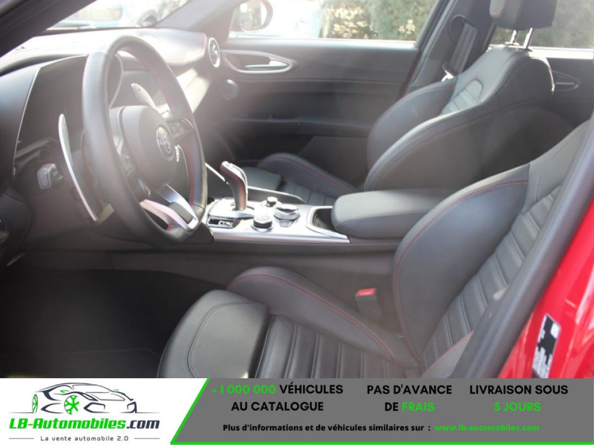 Alfa Romeo Giulia 2.0 T 280 ch BVA Q4 - Photo 3 / 4