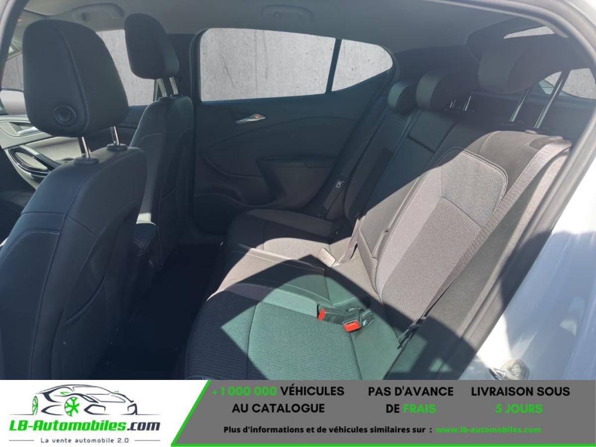 Opel Astra 1.2 Turbo 145 ch BVM - Photo 9 / 11