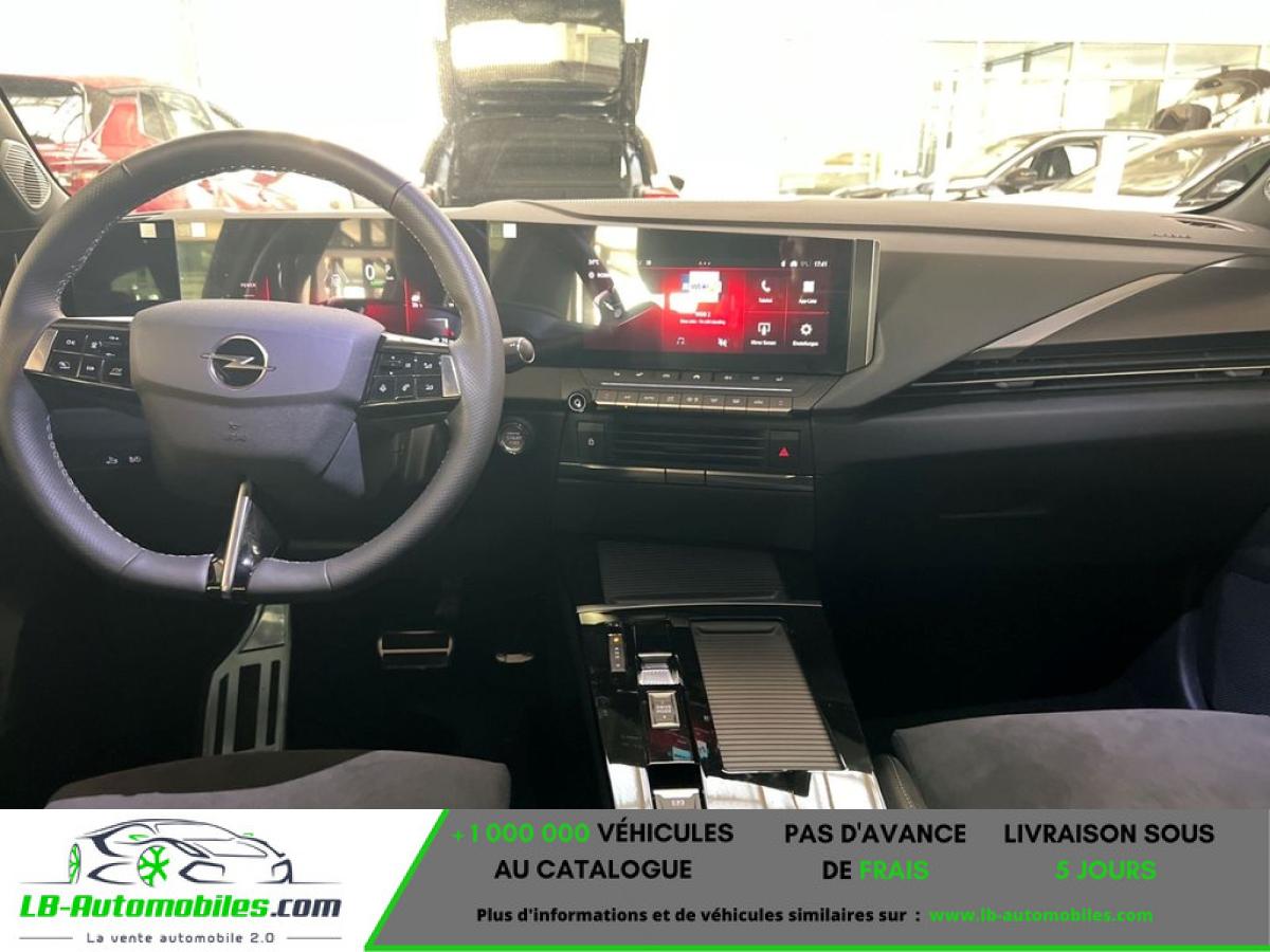 Opel Astra Sports Tourer Hybrid 180 ch BVA - Photo 2 / 4