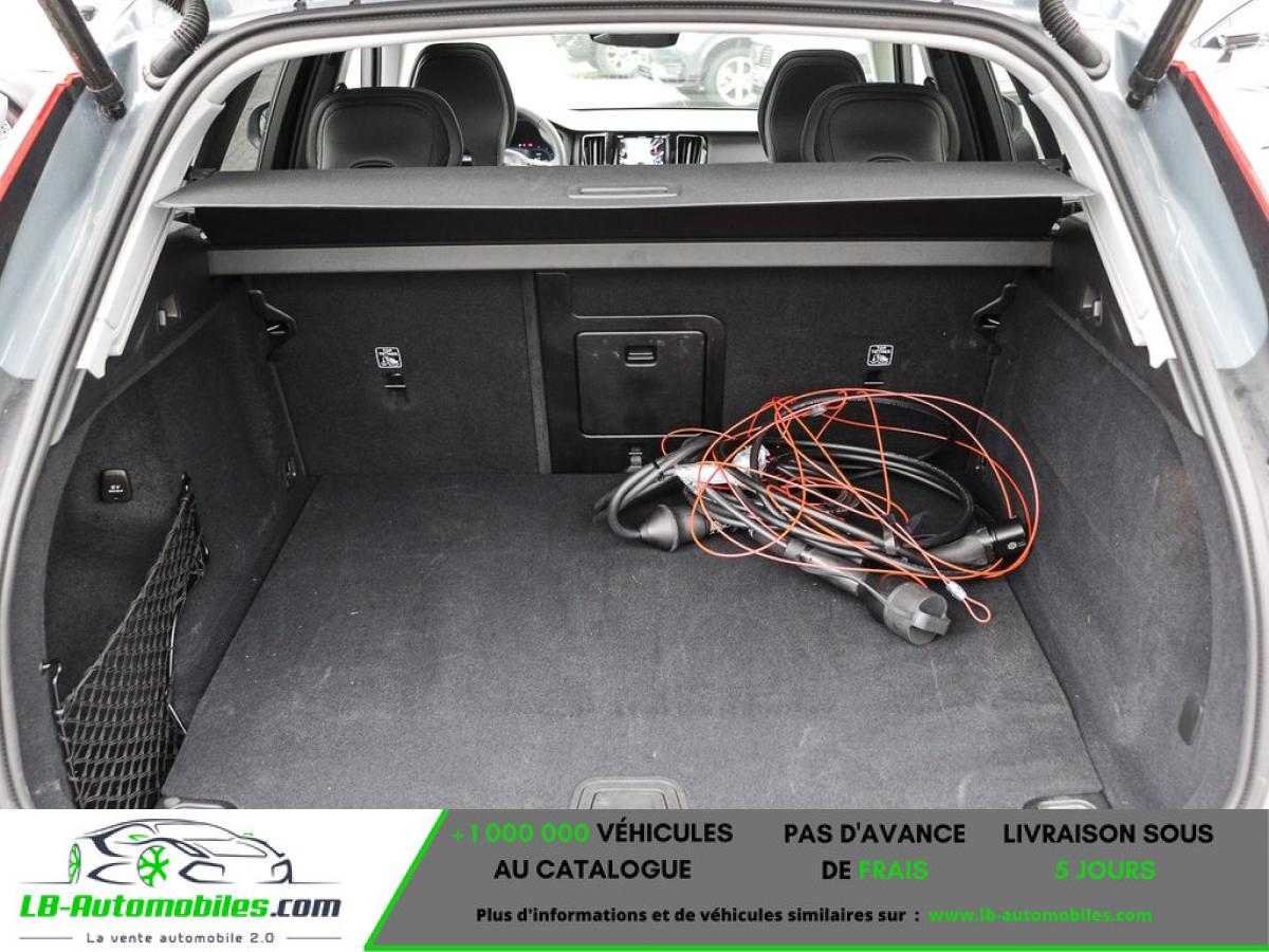 Volvo XC60 T8 AWD 310 ch + 145 ch BVA - Photo 8 / 8