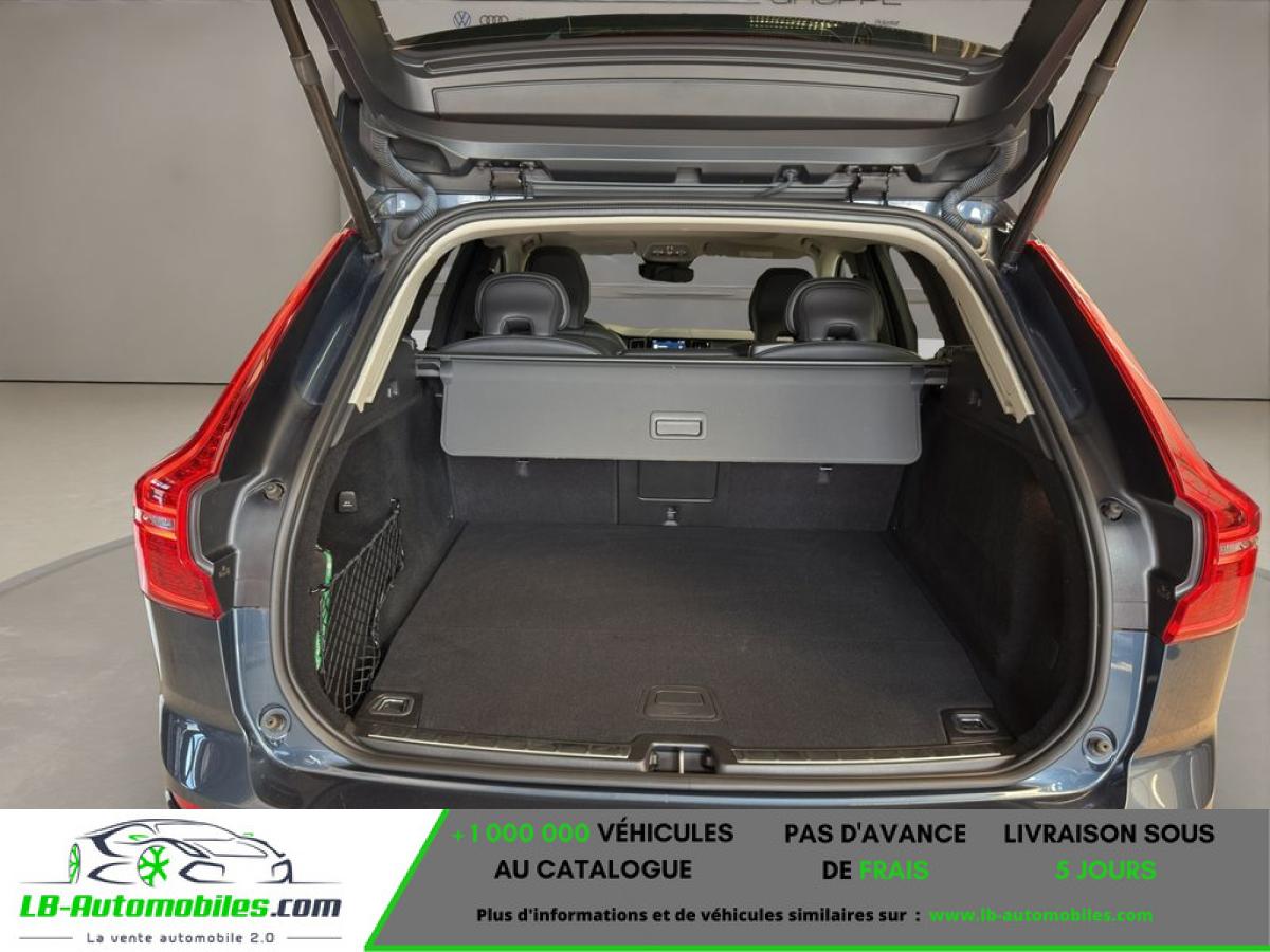 Volvo XC60 T8 AWD 310 ch + 145 ch BVA - Photo 10 / 10