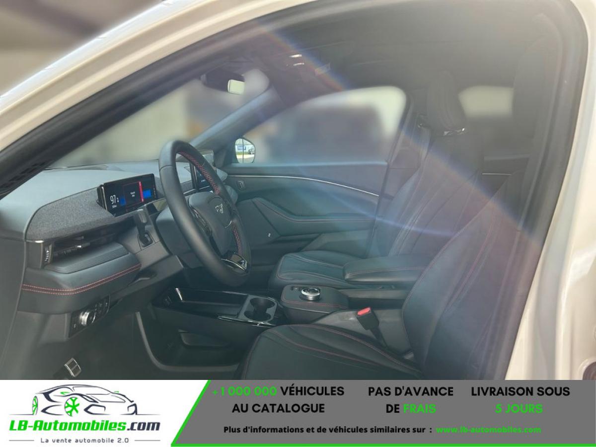 Ford Mustang Mach-E 99 kWh 351 ch AWD - Photo 4 / 6