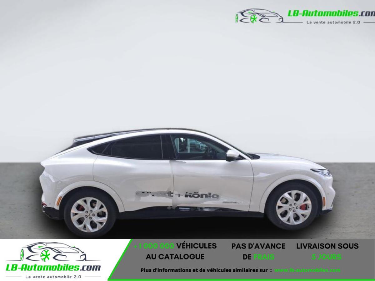 Ford Mustang Mach-E 99 kWh 351 ch AWD - Photo 6 / 11