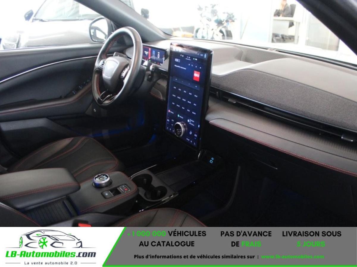 Ford Mustang Mach-E 76 kWh 269 ch AWD - Photo 3 / 9