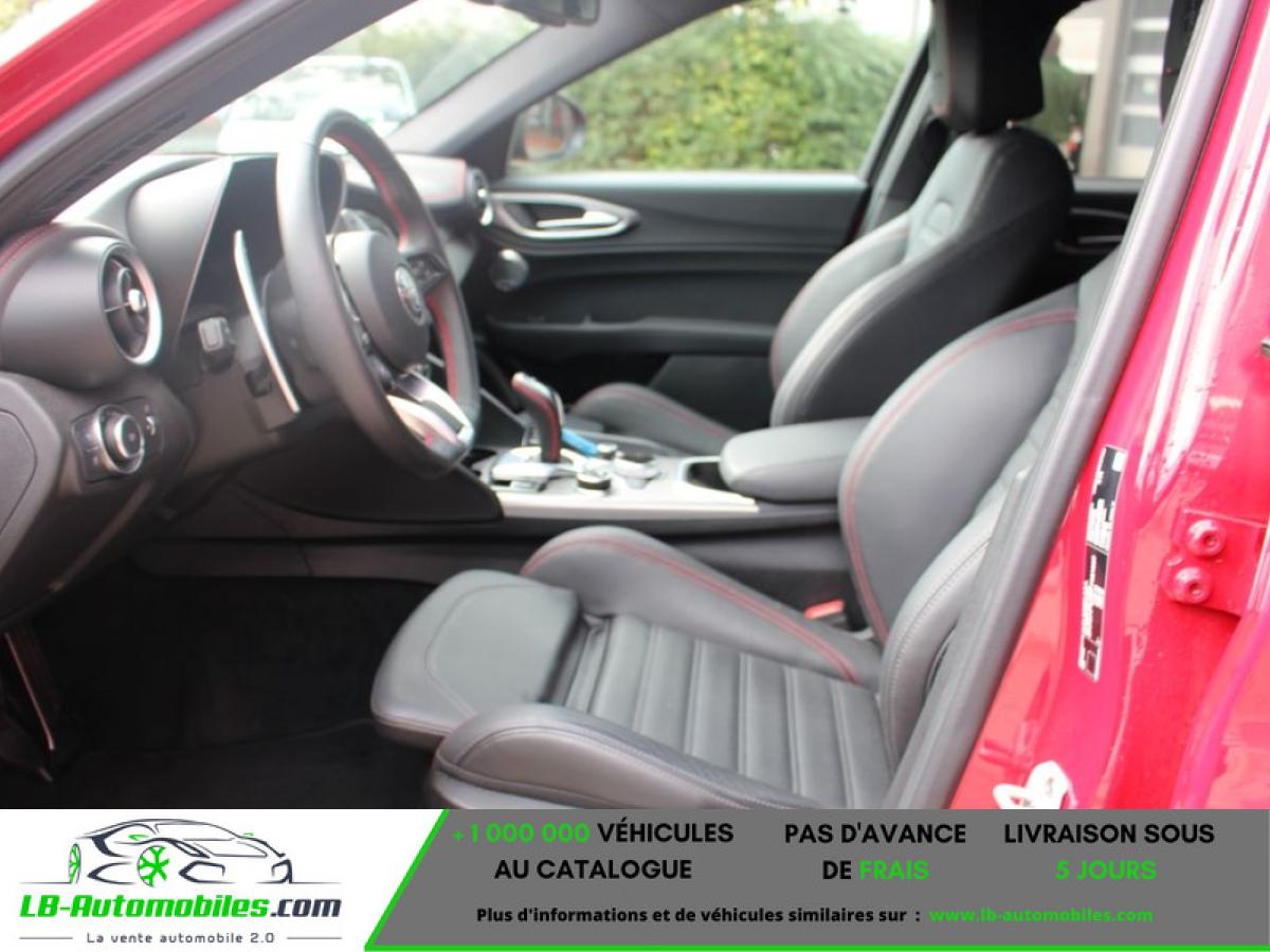 Alfa Romeo Giulia 2.0 T 280 ch BVA Q4 - Photo 6 / 8