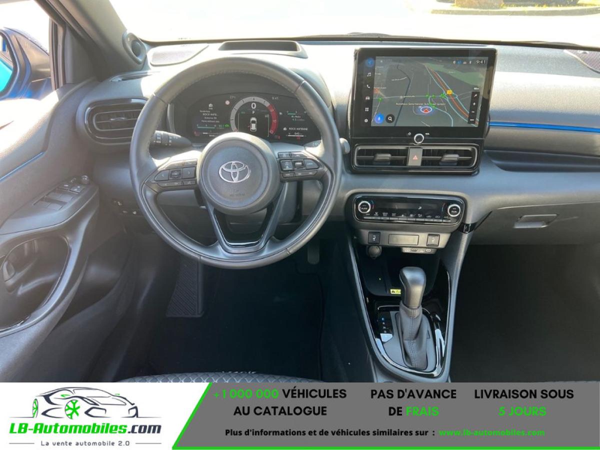 Toyota Yaris Hybride 130ch - Photo 3 / 9