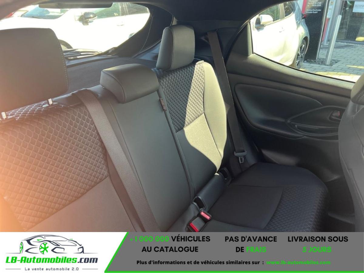 Toyota Yaris Hybride 130ch - Photo 7 / 9