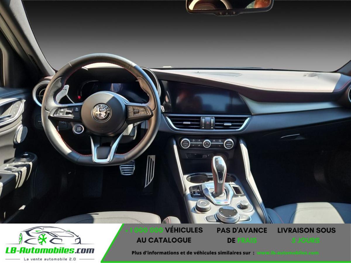 Alfa Romeo Giulia 2.0 T 280 ch BVA Q4 - Photo 3 / 7