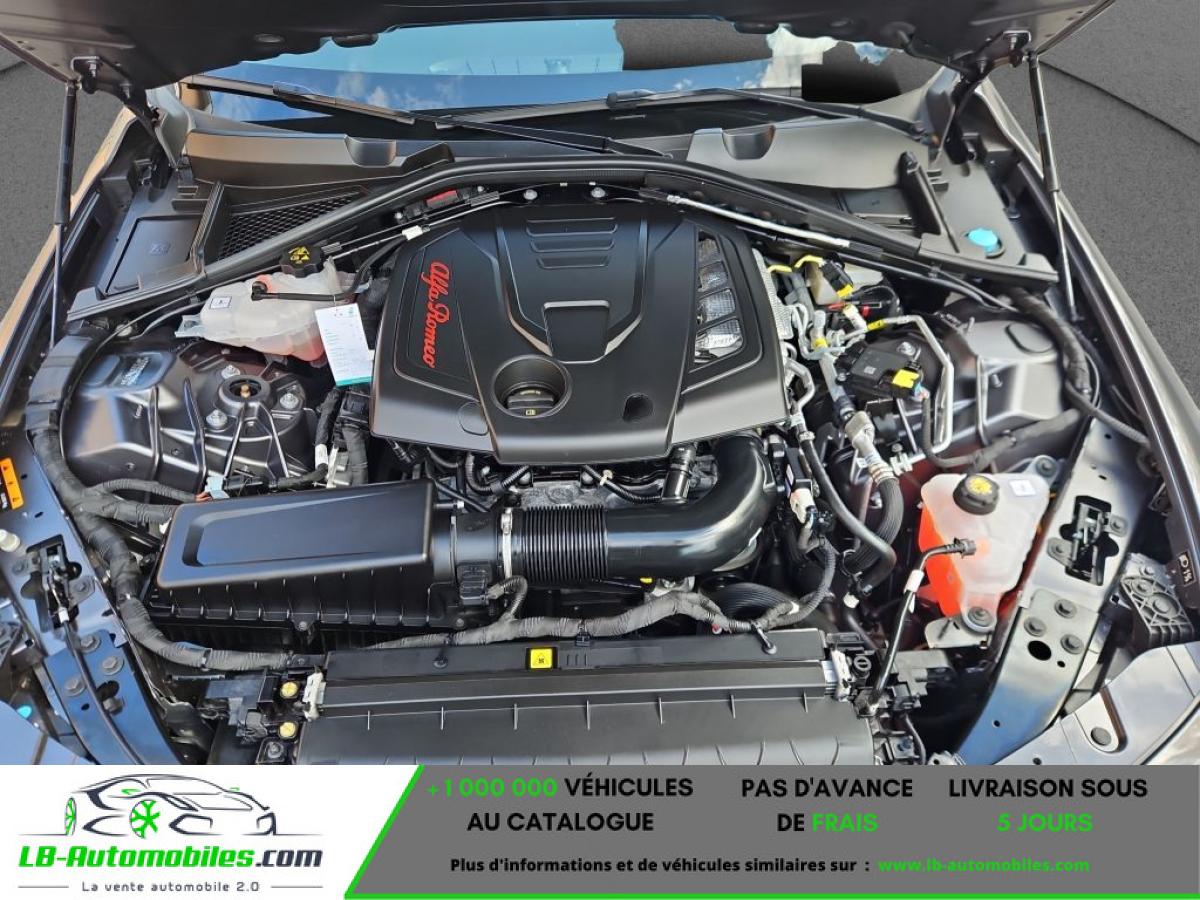 Alfa Romeo Giulia 2.0 T 280 ch BVA Q4 - Photo 6 / 7