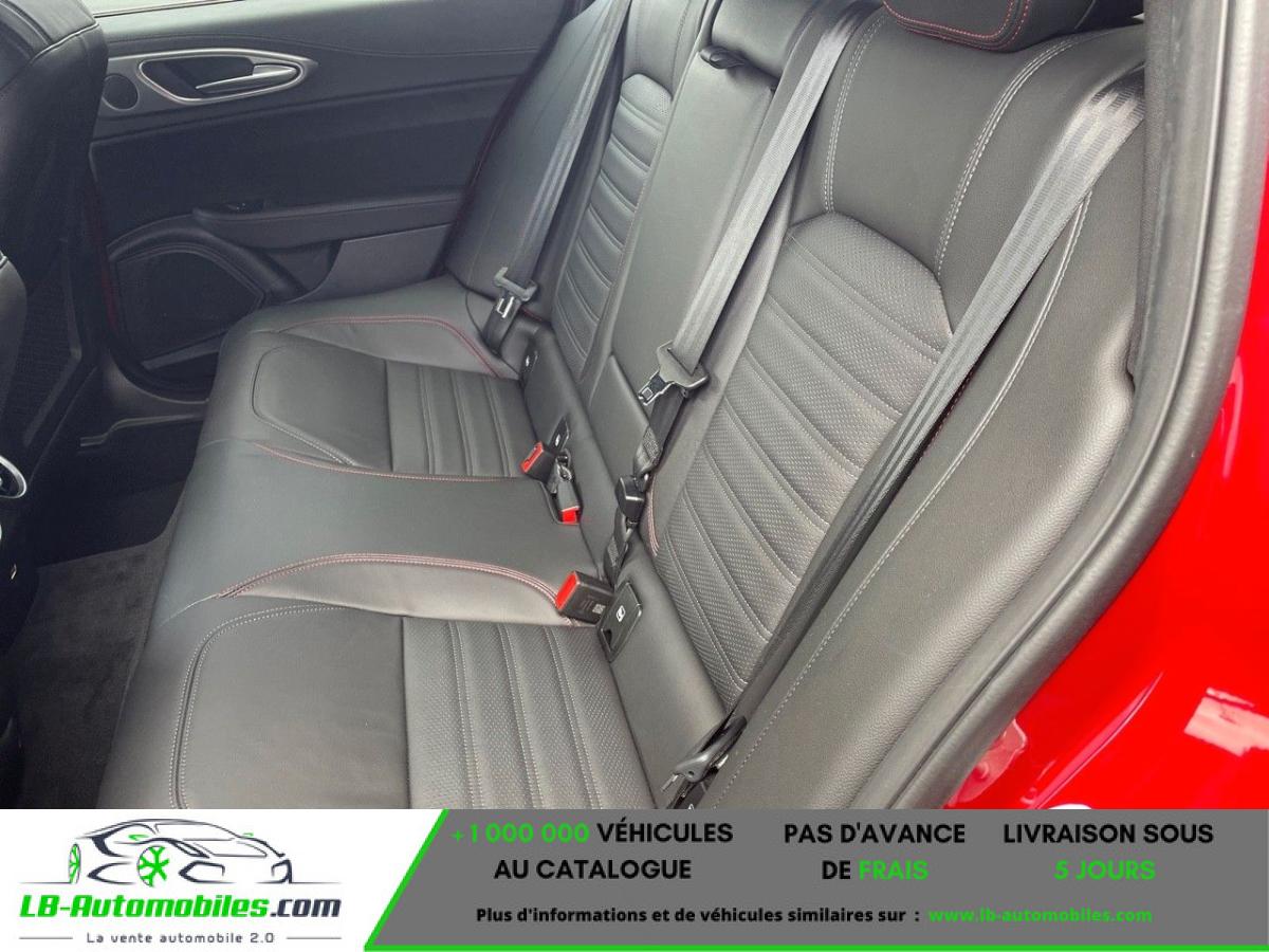 Alfa Romeo Giulia 2.0 T 280 ch BVA Q4 - Photo 22 / 25