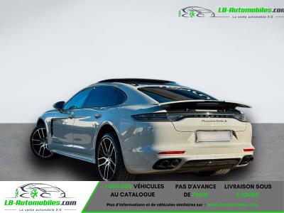 Porsche Panamera Turbo S V8 4.0 700 Hybrid