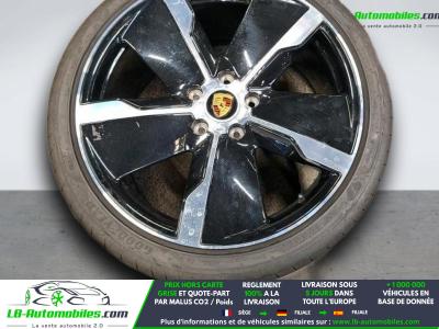 Porsche Taycan 476 ch