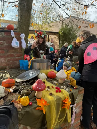 Uspávání broučků 5.11. 2025 obrázek