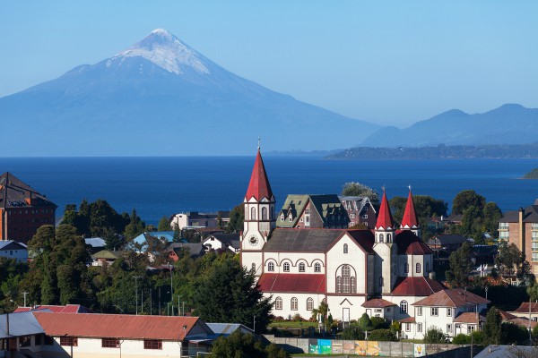 Punta arenas puerto montt in Chili