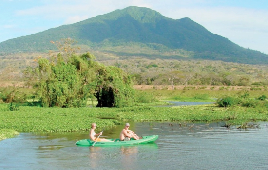 Kayakken in Ometepe, Nicaragua