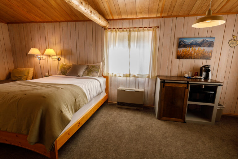 Sheep Mountain Lodge in Alaska