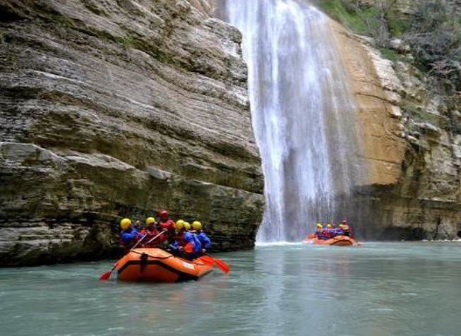 Kloof raften in Osumi, Albanië