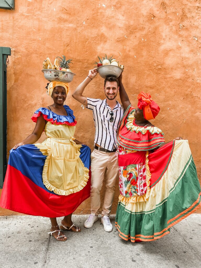 Colombia Cartagena Palenqueras kleurrijke klederdracht