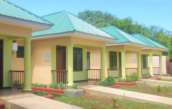 Buitenkant van de Twiga Lodge in Tanzania