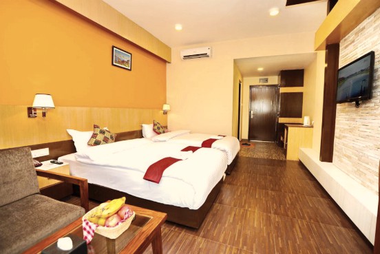 Rough it queenspark kamer in Pokhara, Nepal