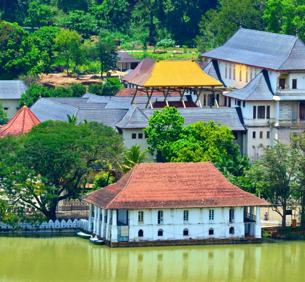 Tempel van de Heilige Tandrelikwie Kandy Sri Lanka