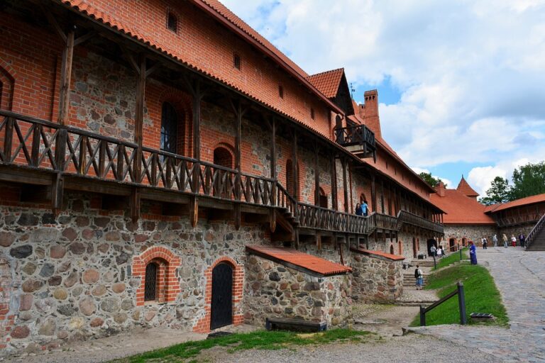 Via het kasteel van Trakai naar Vilnius