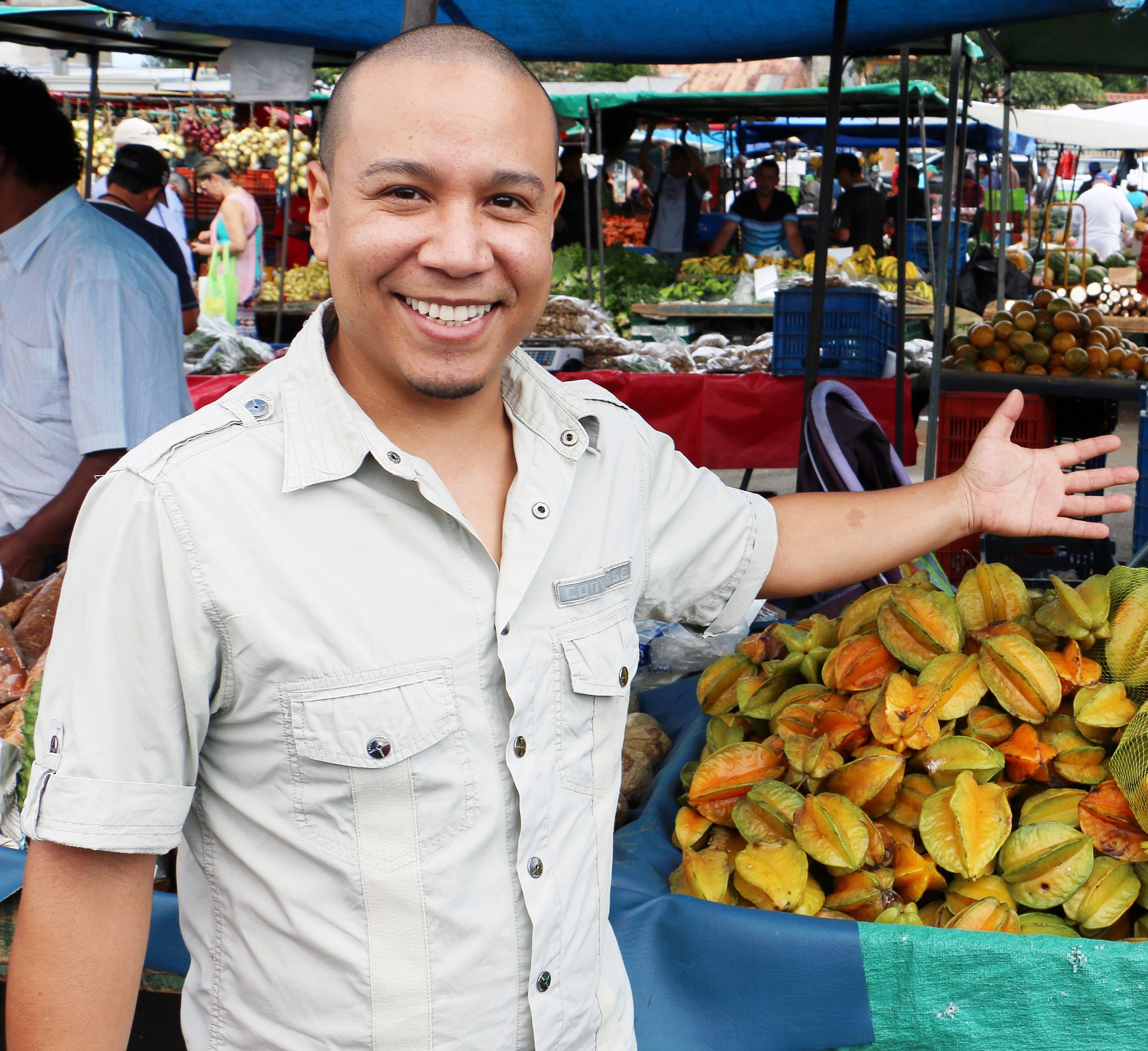 Local Hero WIl uit Costa Rica op de fruitmarkt