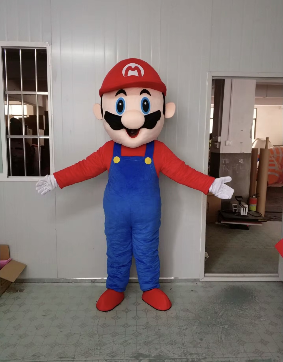 Mario Maskottchen