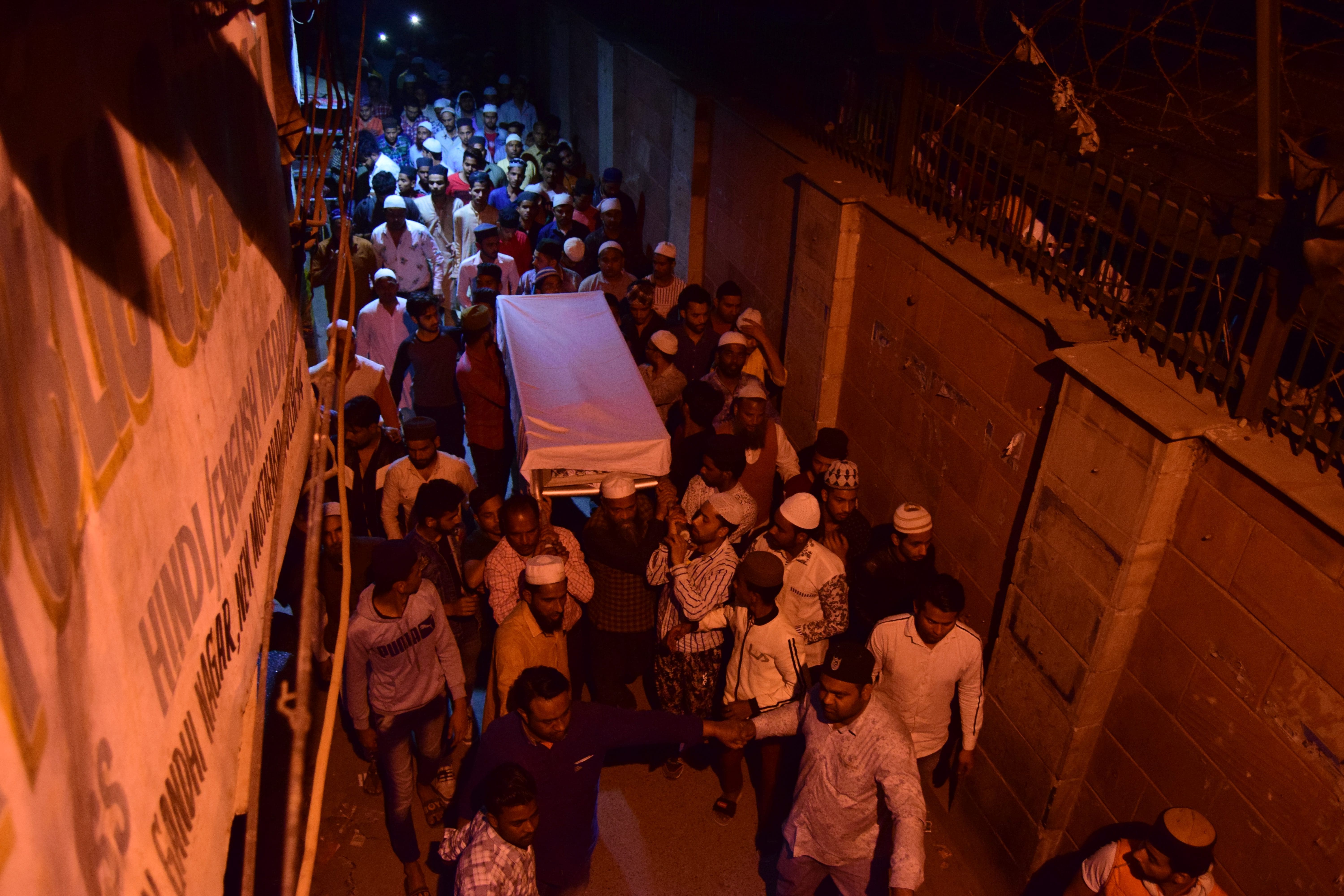 Hundreds mourn 19-year-old Muslim youth who was killed in stone-pelting in Delhi violence