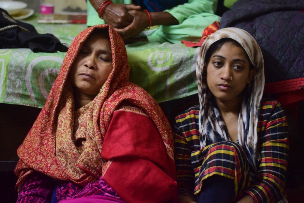 World exists only in her eyes, what her eyes saw in the carnage