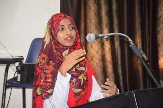 Journalism student denied position at media portal because she wore hijab