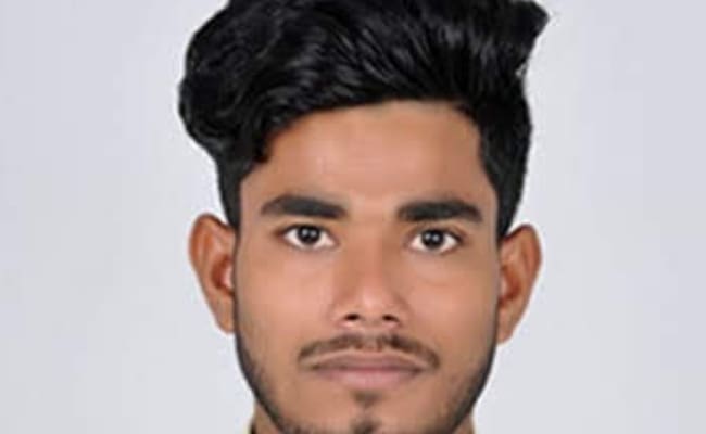 UP: Muslim journalist assaulted by Hindu Vahini in presence of MLA, booked by police too