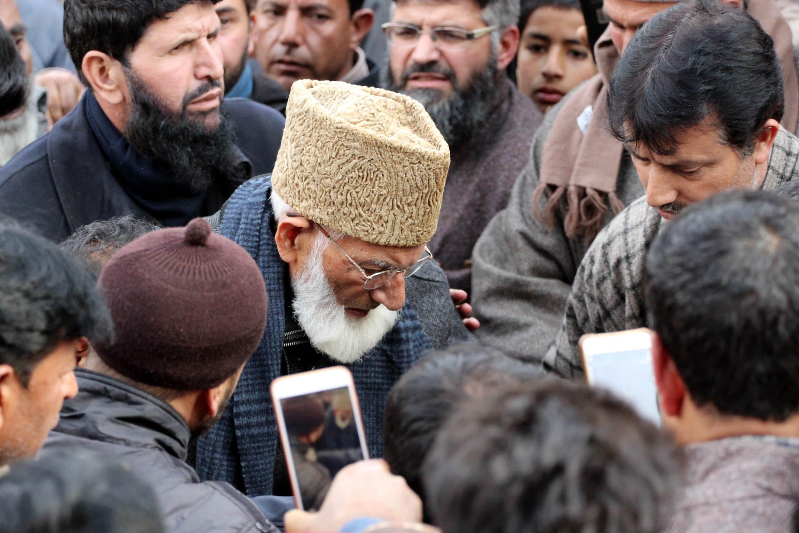 Kashmir pays tribute to Geelani