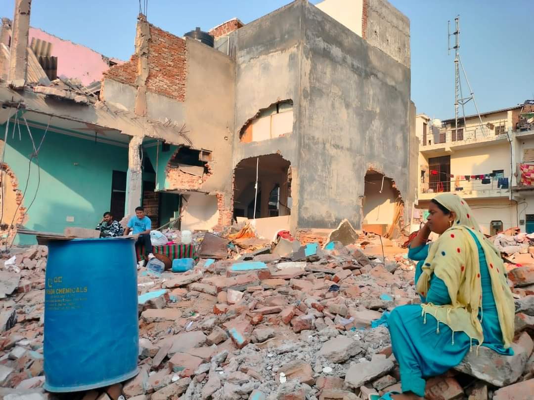25 houses demolished in Delhi’s Muslim locality, Muslim women allege police brutality