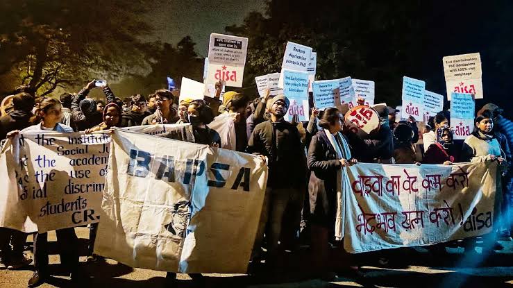 “Don't Criminalise Dissent": JNU students denounce university's new rules, imposing ₹20,000 fine for protests