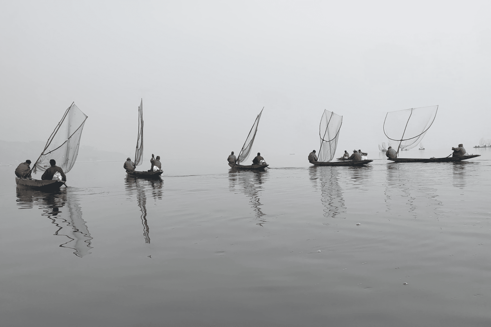 Kashmir's Wular Lake, vital for nearly 10,000 fishermen families, faces dire situation due to climate change