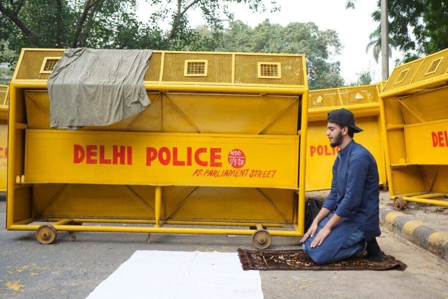 Disciplining religiosity of Muslims of India: A turmoil of livelihood