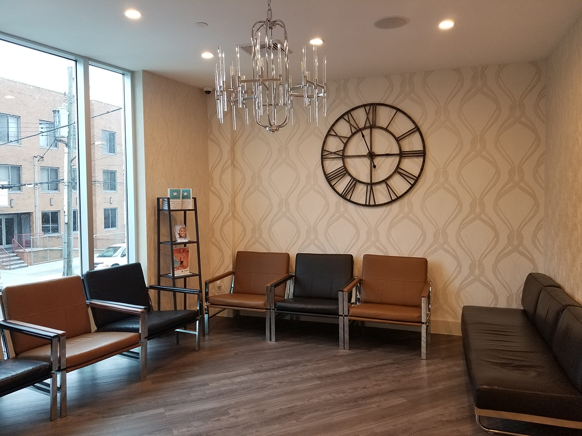 LuxDen Dental Center