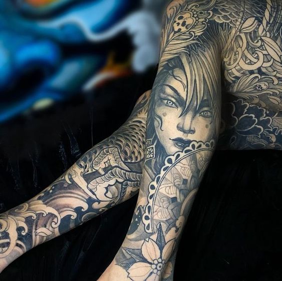 Never Say Die - Tattoo Studio · Award Winning Tattoo Studio