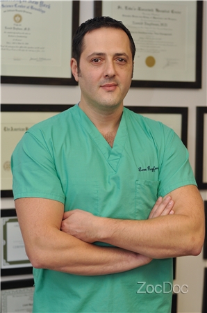 Dr. Leon Reyfman