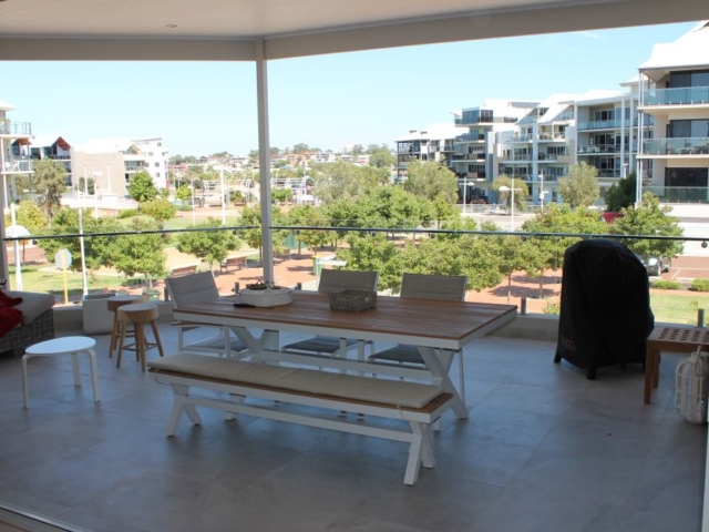 balcony lounge design - north coast design - mandurah